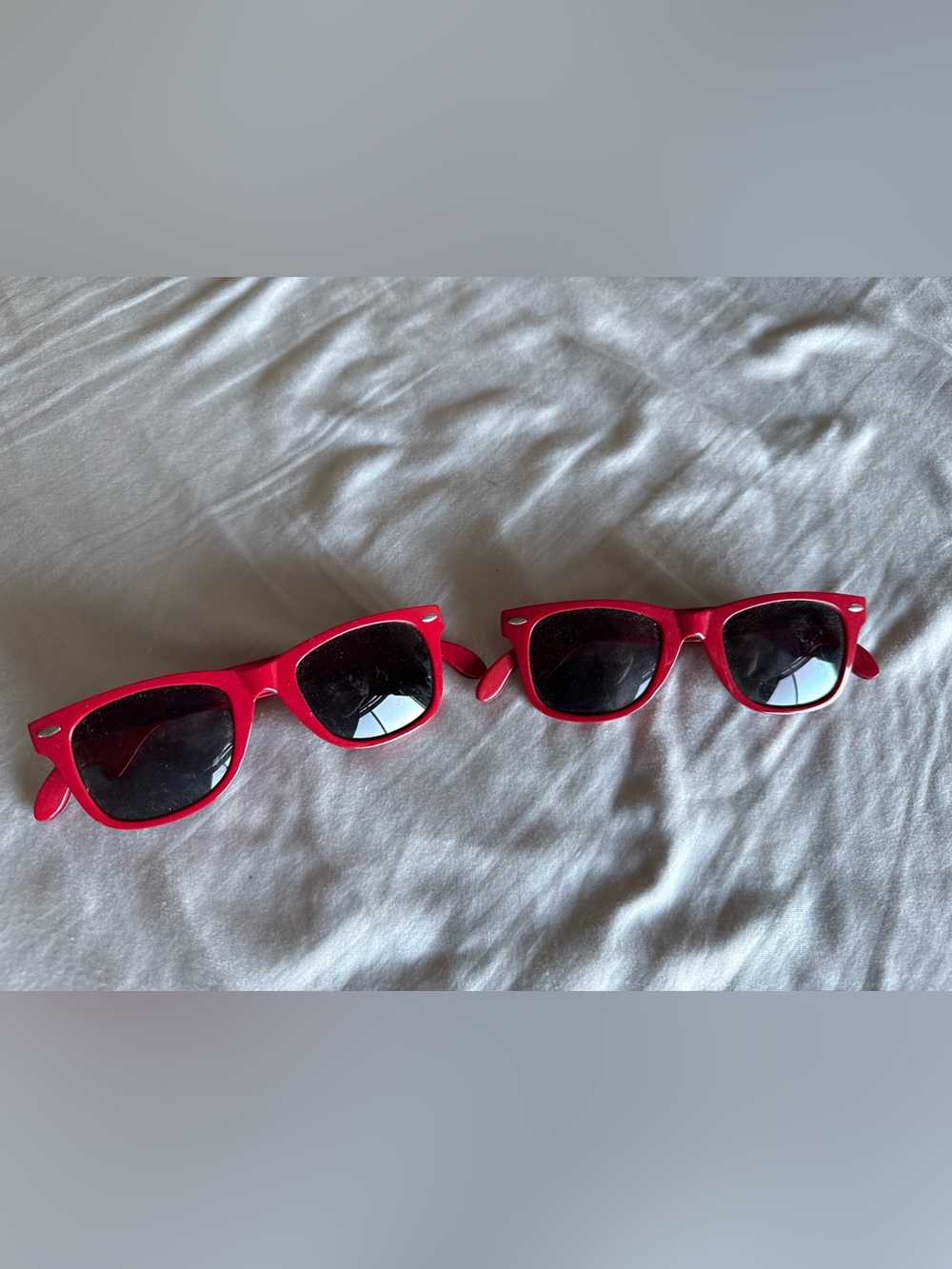 Set of 2 Vintage Red Pizza Hut Sun Glasses Sunglasses UV Protection Logo Frame